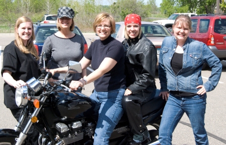 My First Ride! '00 Honda cb750 Nighthawk & coworkers