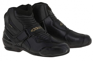 Shopping for Motorcycle boots - Alpinestars